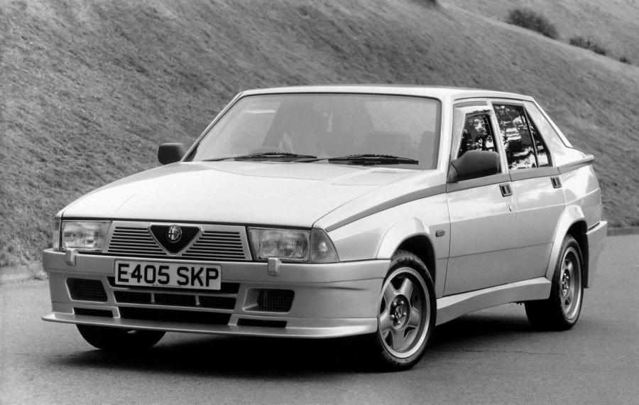  Alfa Romeo 75 Twin Spark 2.0 Veloce (162B) 1987 года  (фото 1 из 2)